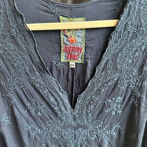 Johnny Was Embroidered eyelid tunic. Gray/Blue Sz. 2X $88